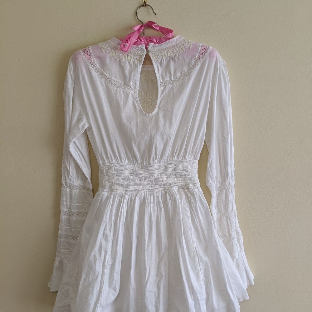 Dress - Picture 4 of 9